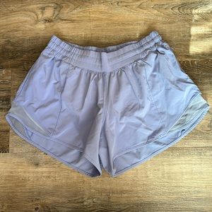 Lululemon Short Color Light Blue Size 8